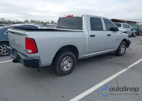 2018 Ram 1500 Tradesman 4X2 5'7 Box z USA, uszkodzony, nr VIN 1C6RR6KG1JS104794